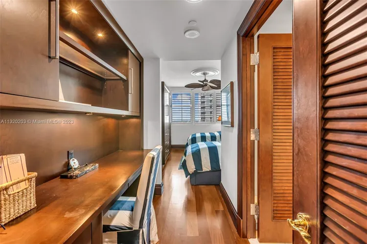 Hamptons South #1606 image #13