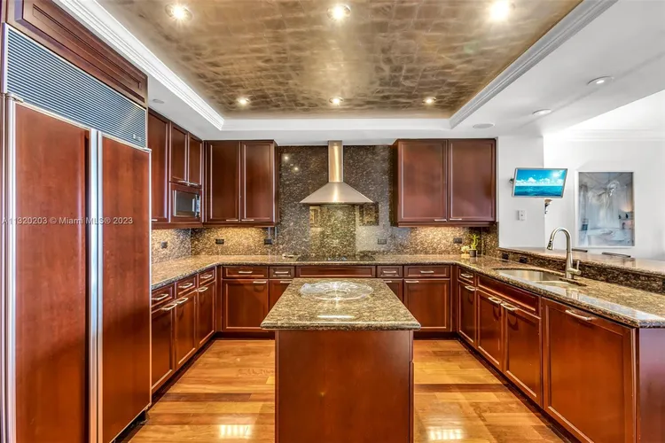 Hamptons South #1606 image #17