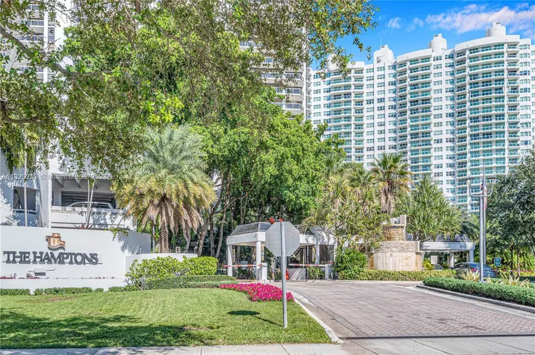 Hamptons South #1606 image #22