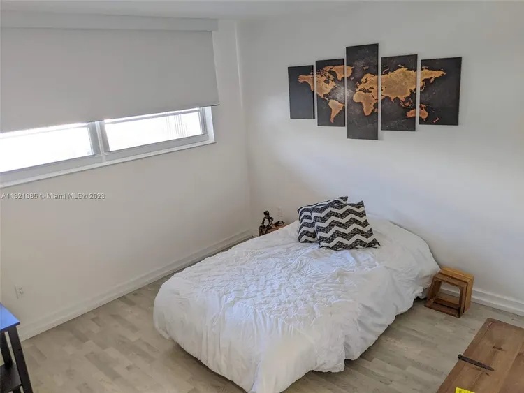 Nirvana 1 #A509 image #8