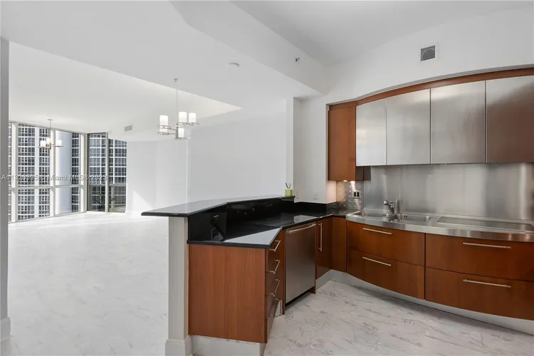 Trump Palace #1503 image #17