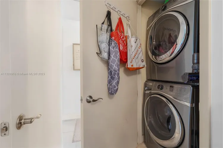 Fountains on Ocean Blvd #377 image #16