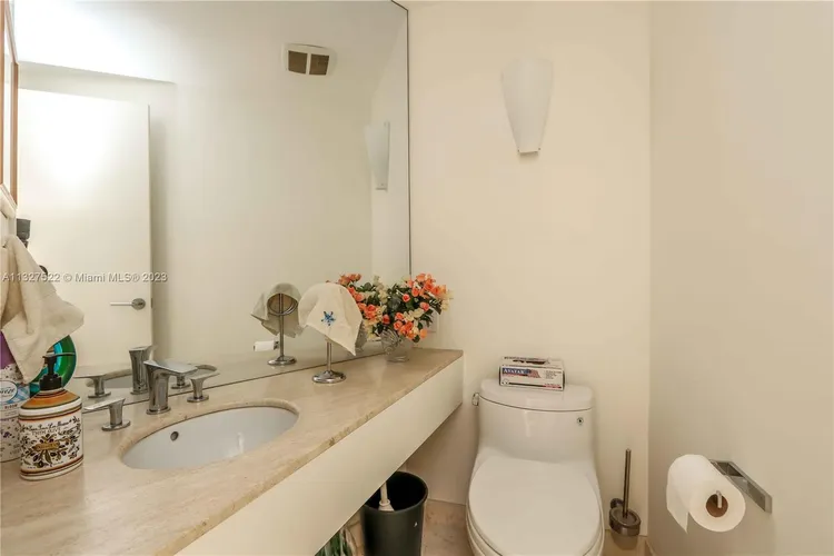 Palm Bay Towers #24N image #15