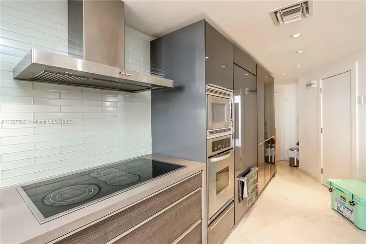 Palm Bay Towers #24N image #22