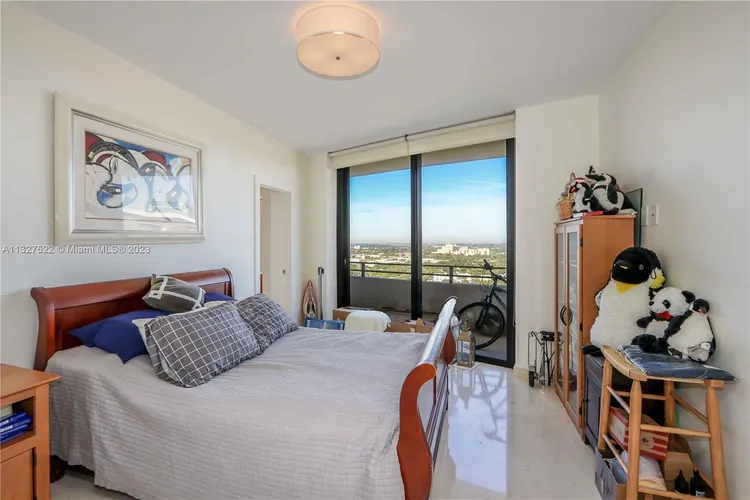 Palm Bay Towers #24N image #6