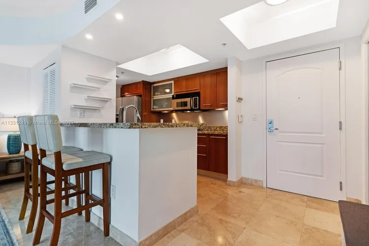 Cosmopolitan #2616 image #12