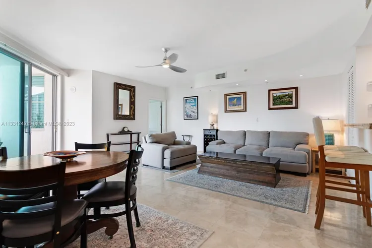 Cosmopolitan #2616 image #13