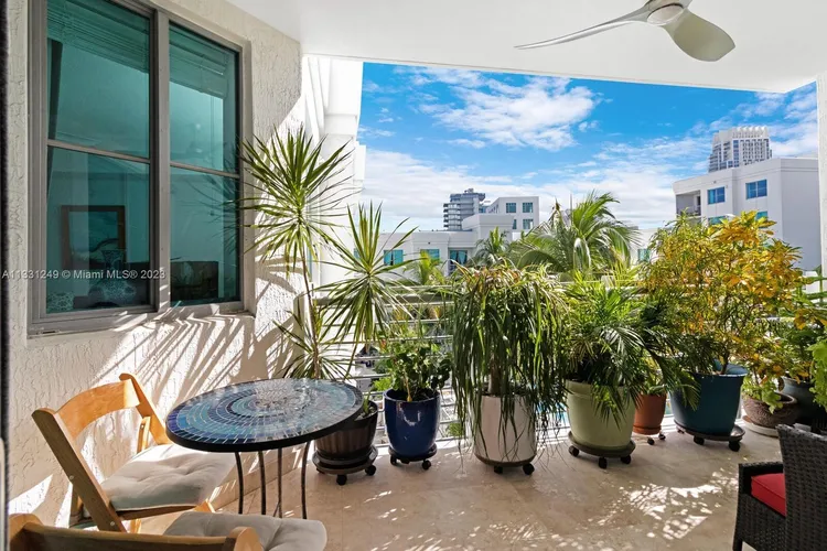 Cosmopolitan #2616 image #21