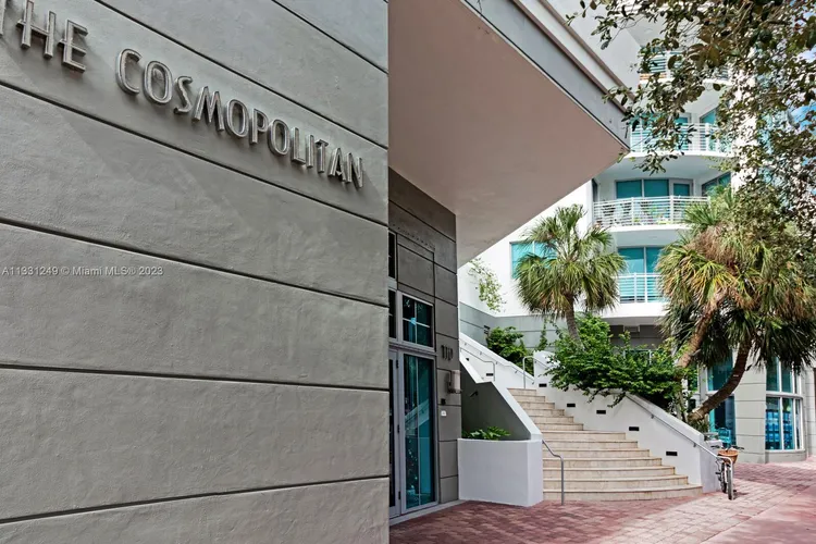 Cosmopolitan #2616 image #29