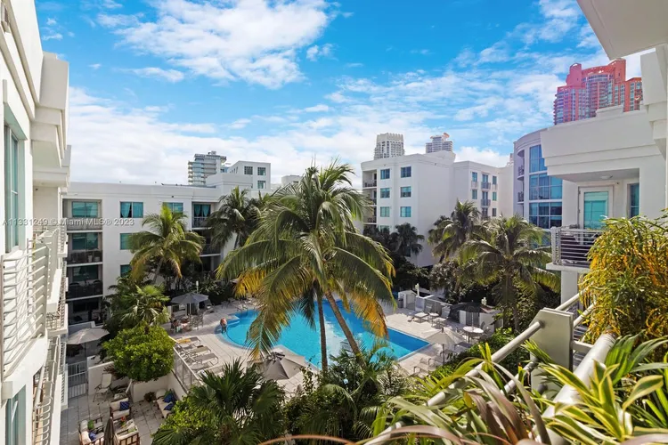 Cosmopolitan #2616 image #31