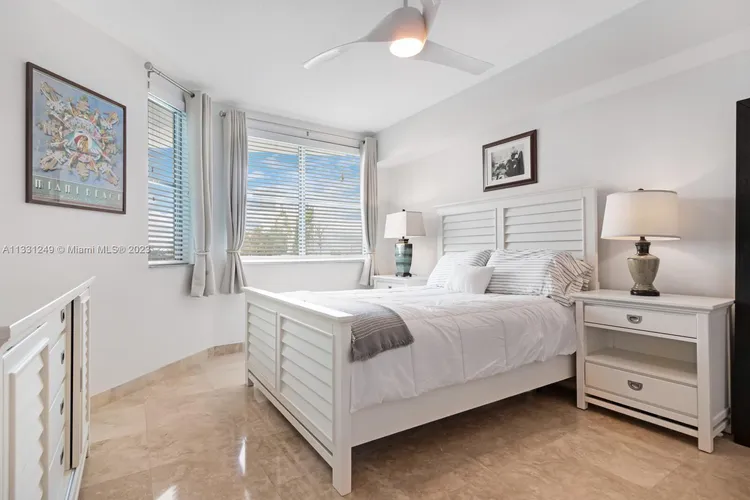 Cosmopolitan #2616 image #6