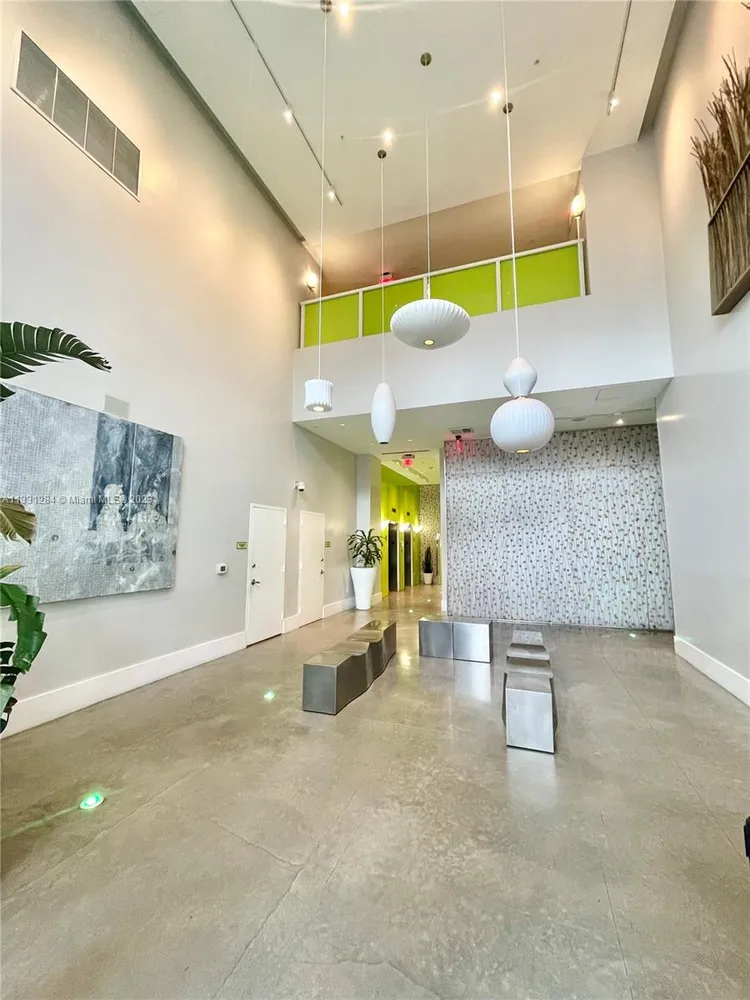 Loft Downtown II #917 image #25