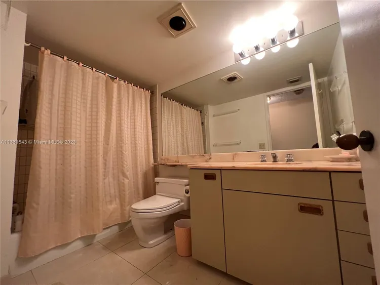 Key Colony IV Botanica #371 image #22