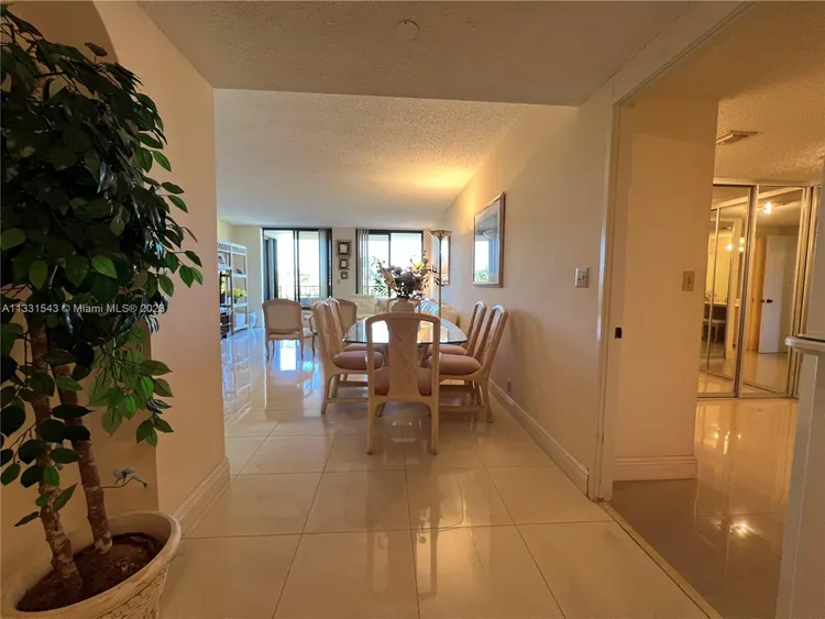 Key Colony IV Botanica #371 image #7