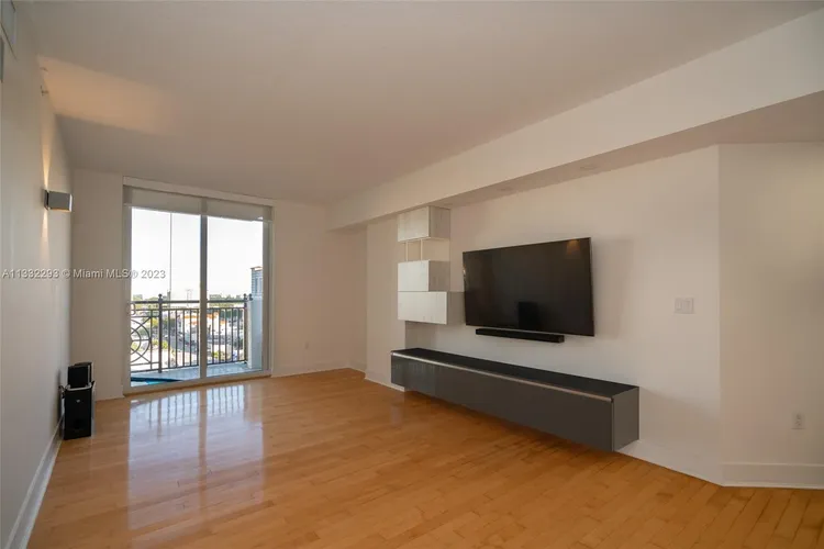 Gables Park Tower #1107 image #9