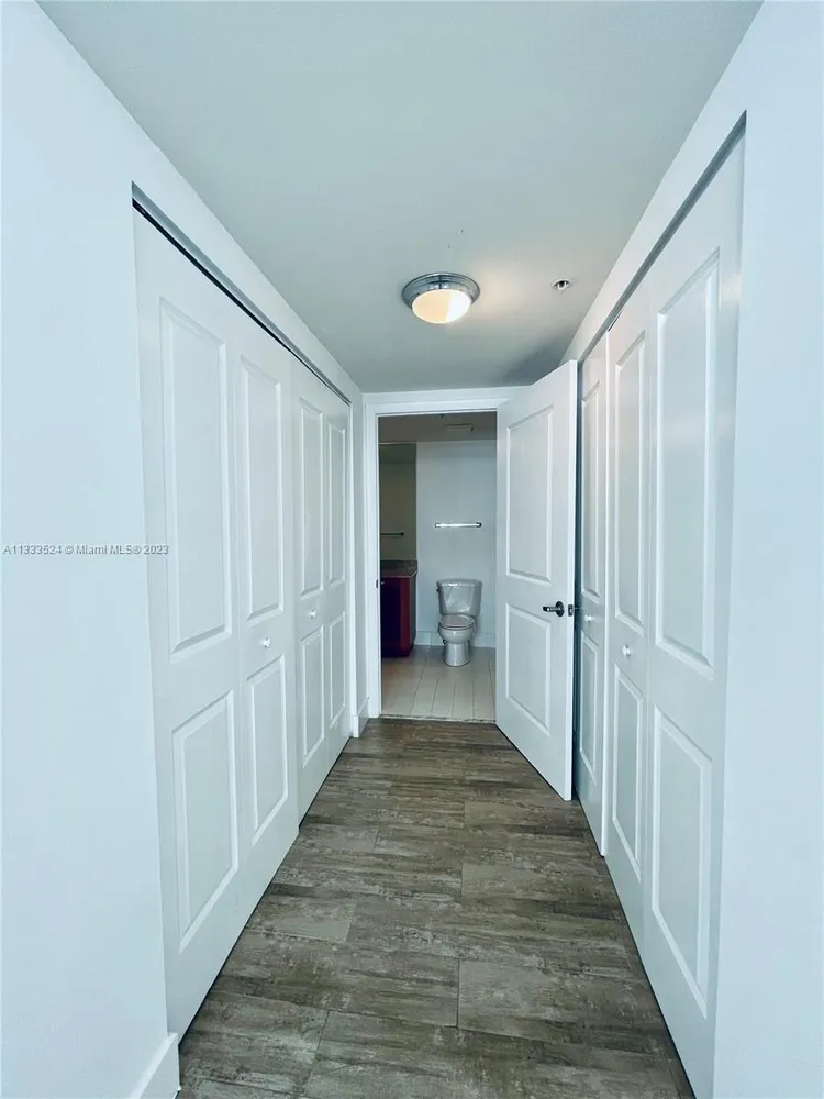 Solaris at Brickell #1409 image #33