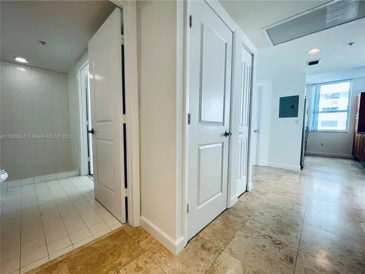 Solaris at Brickell #1409 image #36