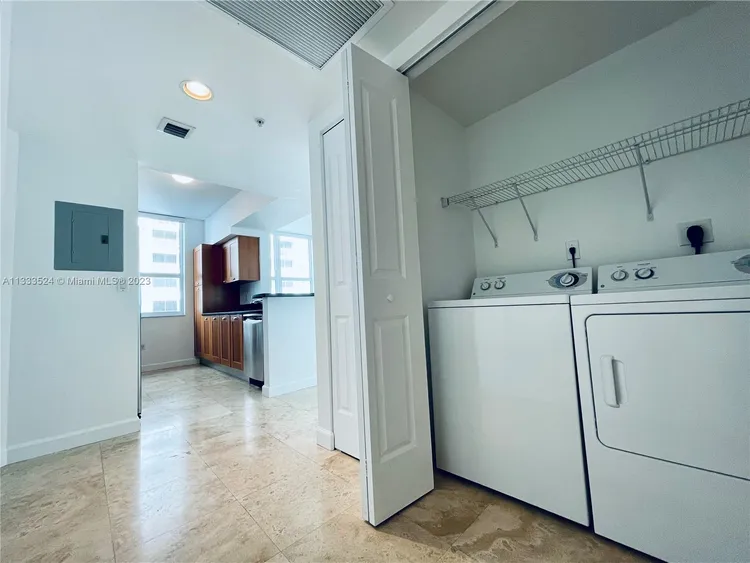 Solaris at Brickell #1409 image #38