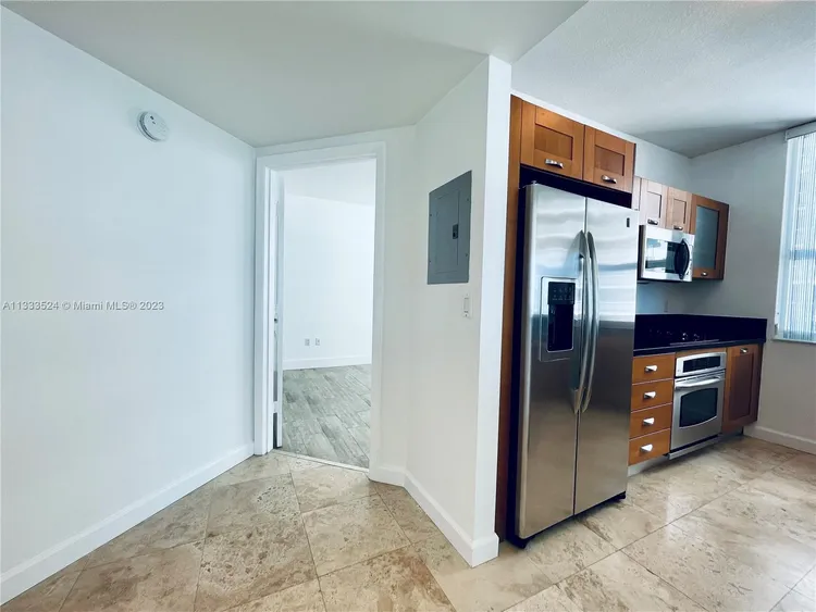 Solaris at Brickell #1409 image #8