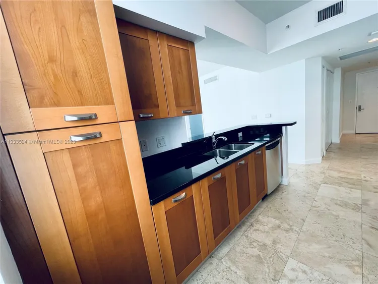 Solaris at Brickell #1409 image #9