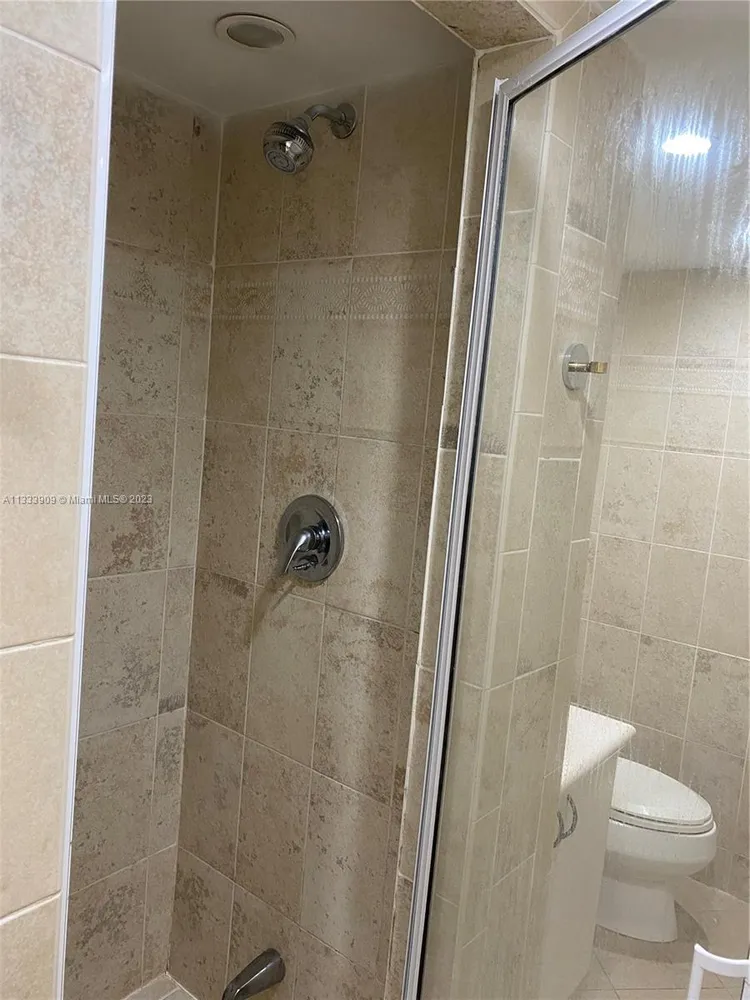 Carriage Club North #220 image #31