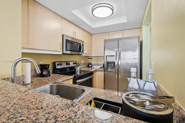 The Mutiny #1003 image #11