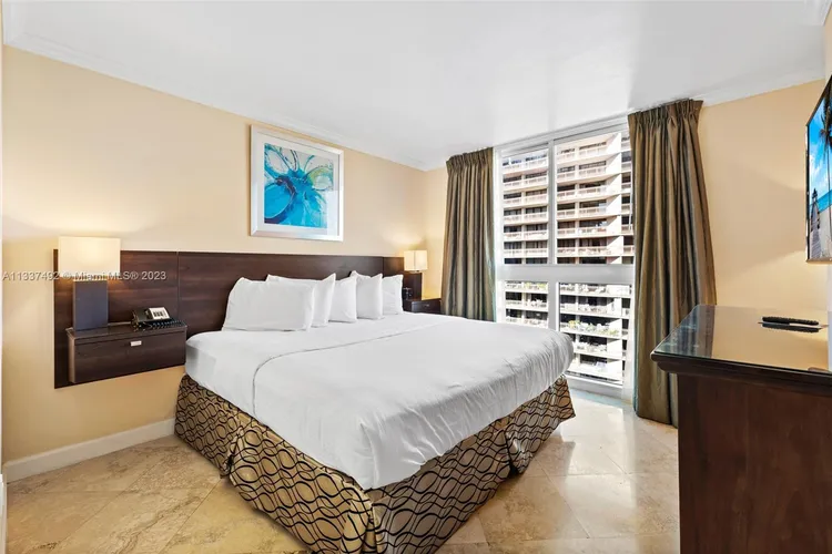 The Mutiny #1003 image #13