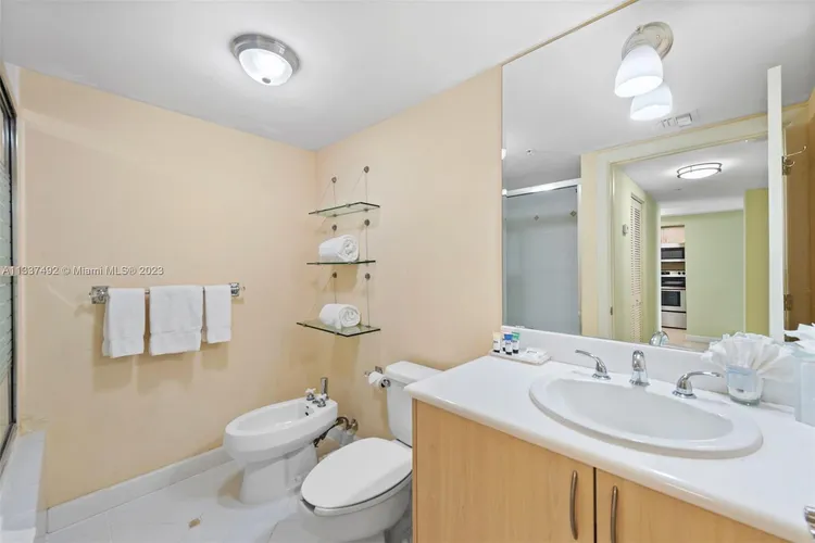 The Mutiny #1003 image #17