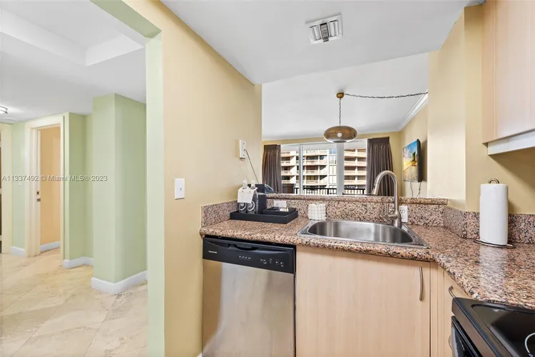 The Mutiny #1003 image #24