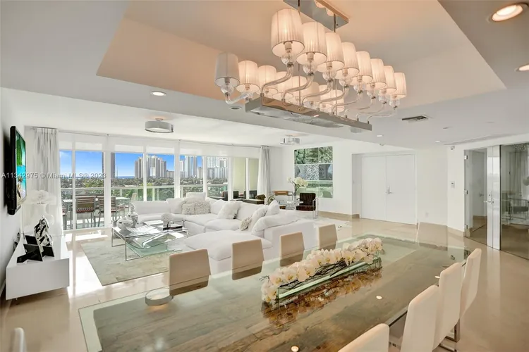 Porto Vita North Tower #902 image #10