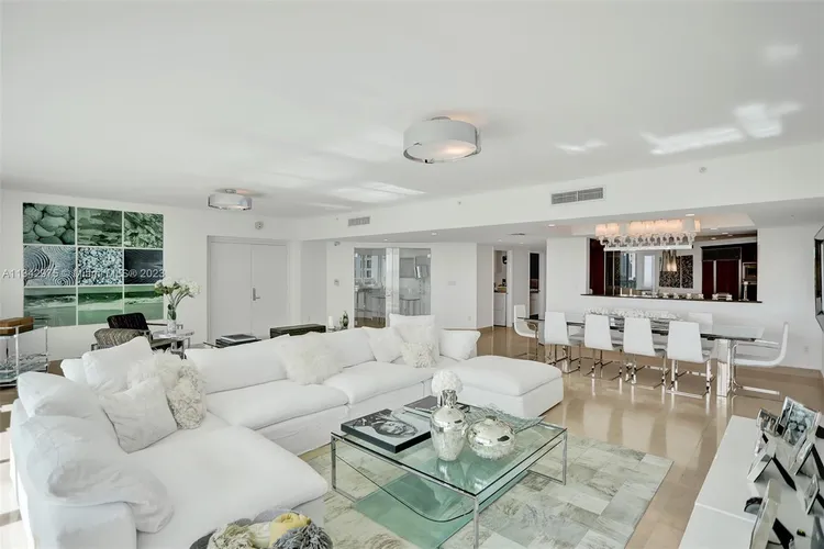 Porto Vita North Tower #902 image #11