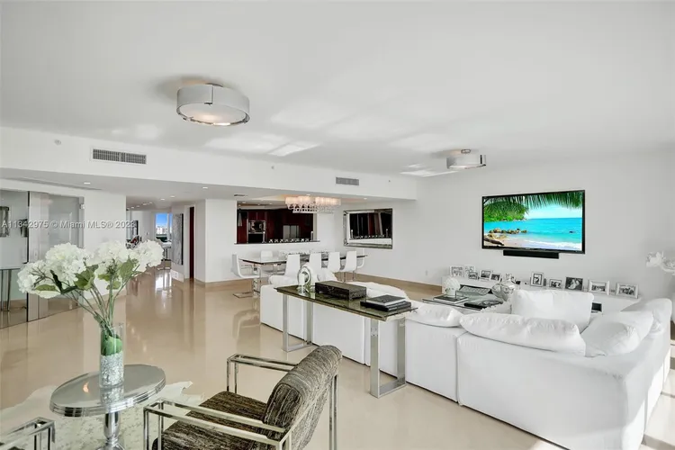 Porto Vita North Tower #902 image #12