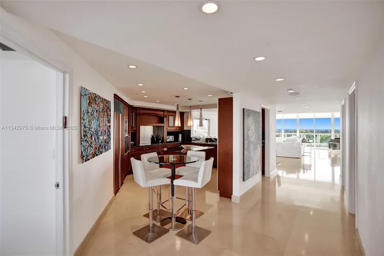 Porto Vita North Tower #902 image #24