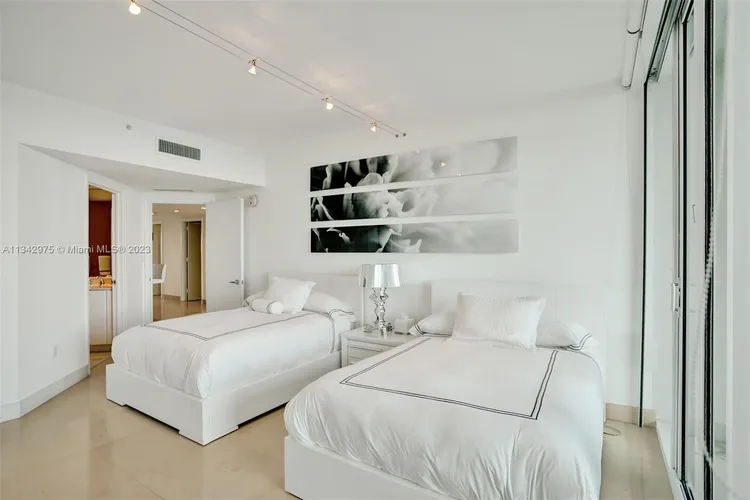 Porto Vita North Tower #902 image #36