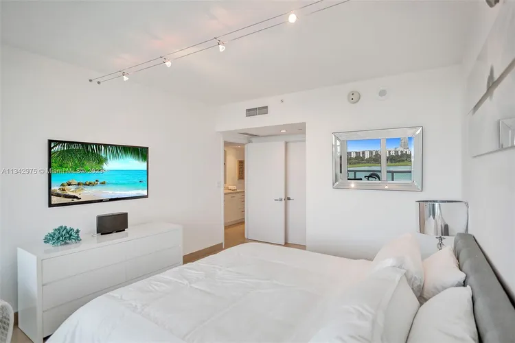 Porto Vita North Tower #902 image #42