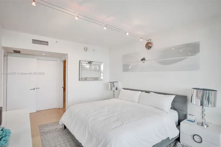 Porto Vita North Tower #902 image #43