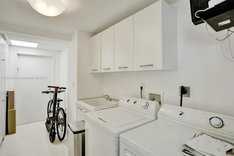 Porto Vita North Tower #902 image #44