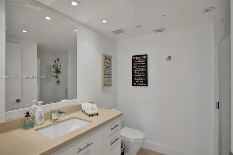 Porto Vita North Tower #902 image #49