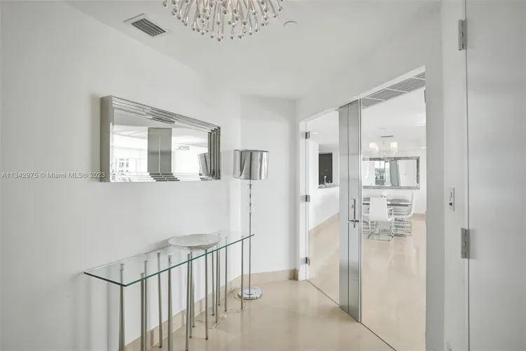 Porto Vita North Tower #902 image #6