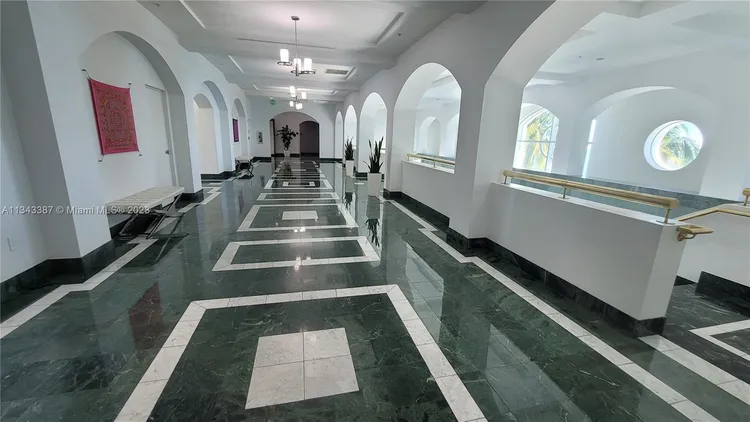 St Louis Condo #1305 image #18