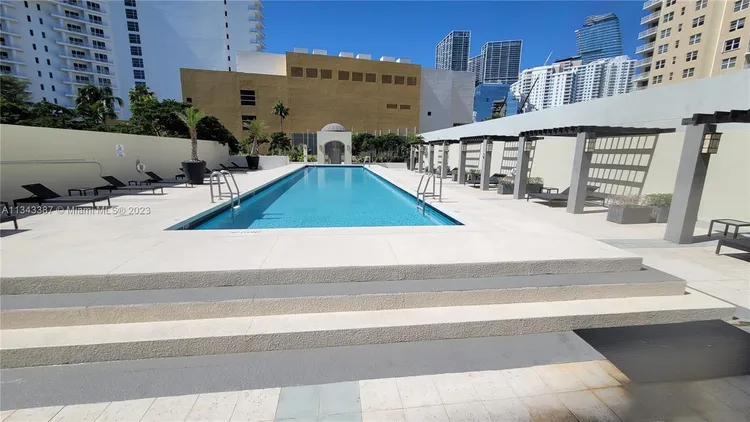 St Louis Condo #1305 image #22