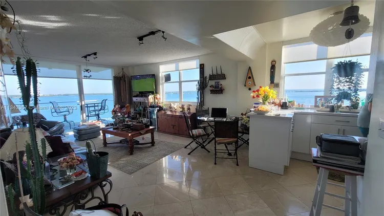 St Louis Condo #1305 image #53