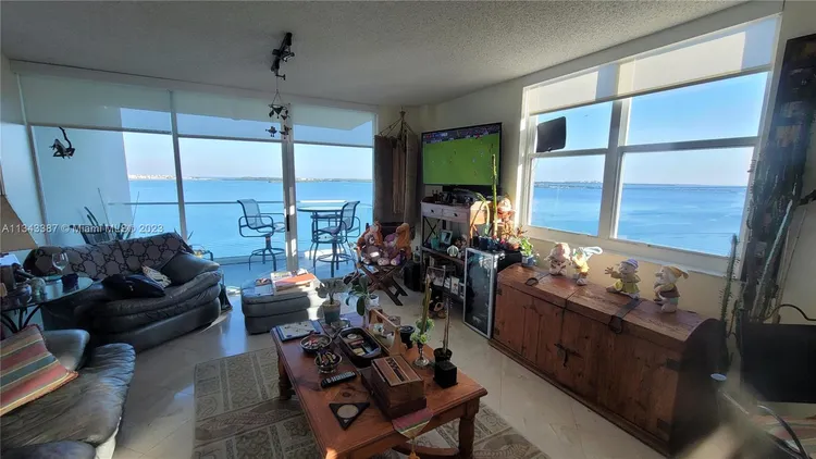 St Louis Condo #1305 image #55