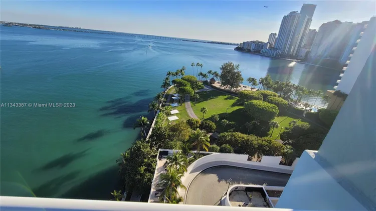 St Louis Condo #1305 image #61