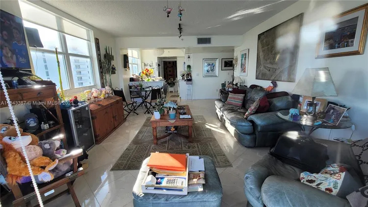 St Louis Condo #1305 image #63