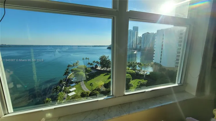 St Louis Condo #1305 image #65