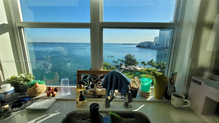 St Louis Condo #1305 image #69