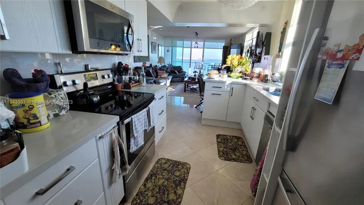 St Louis Condo #1305 image #75