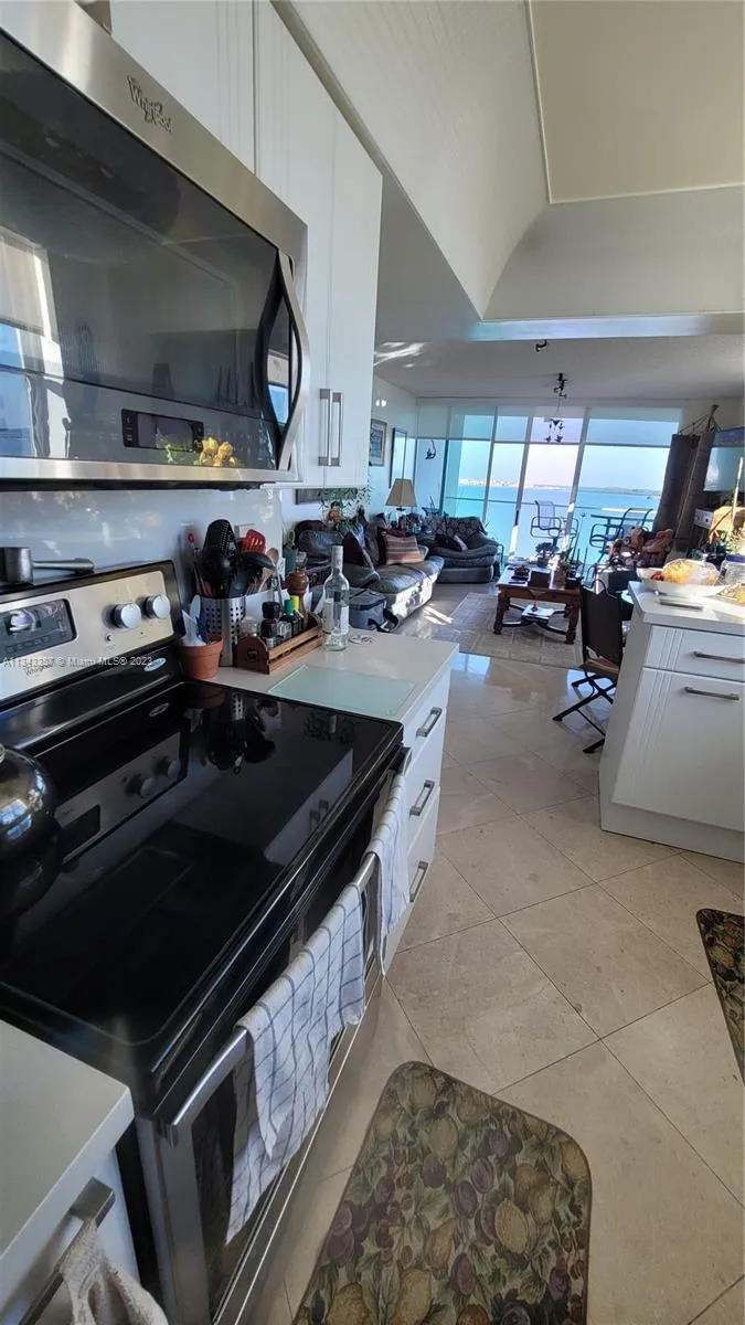 St Louis Condo #1305 image #76