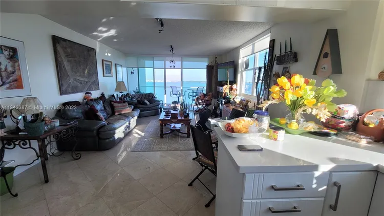 St Louis Condo #1305 image #78